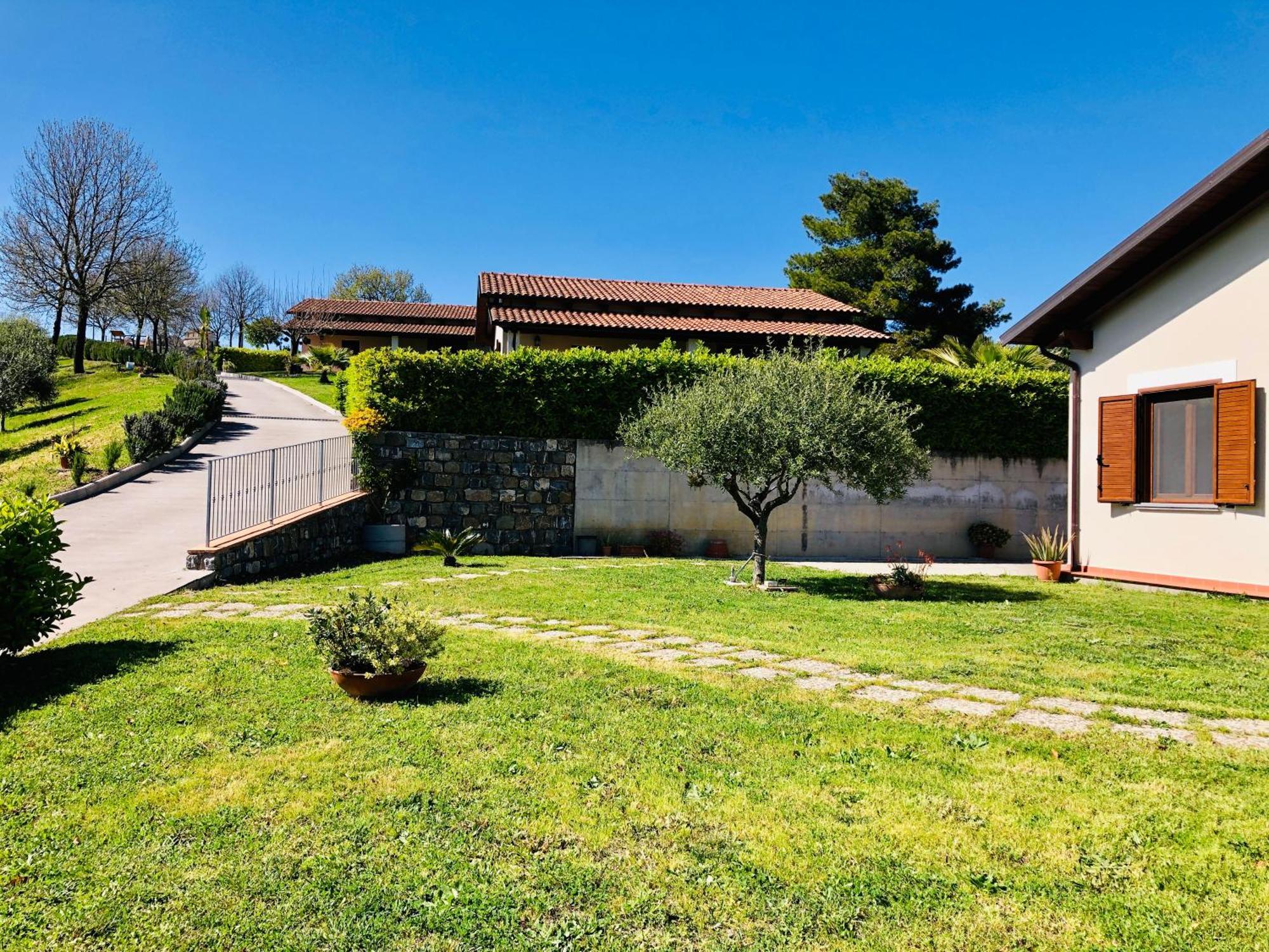 Вилла Tre Borghi Сан-Джованни-а-Пиро Экстерьер фото