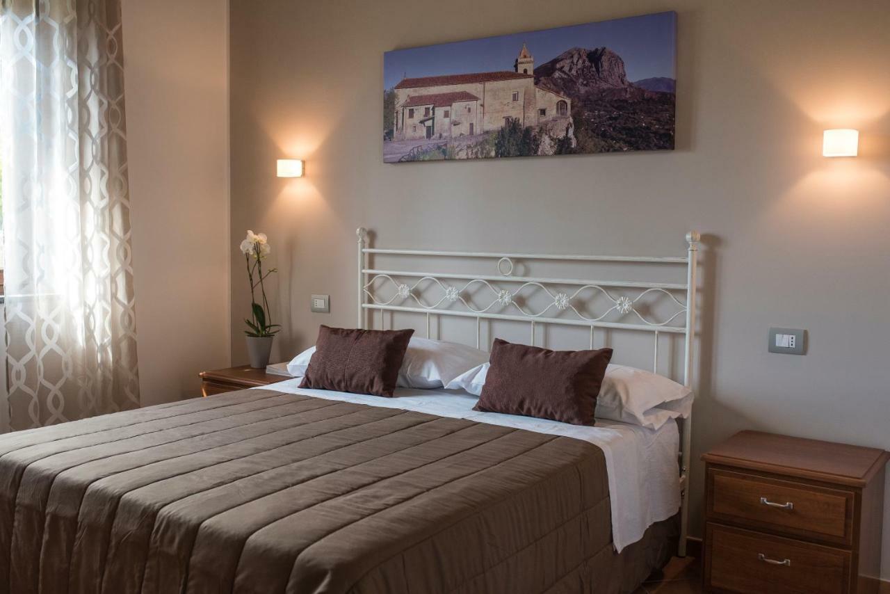 Вилла Tre Borghi Сан-Джованни-а-Пиро Экстерьер фото